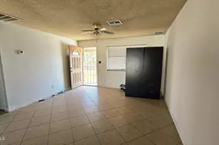8220 W Meadowbrook Ave, Phoenix, AZ 85033 - Photo 6