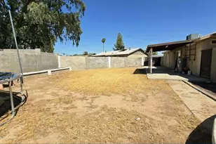 8220 W Meadowbrook Ave, Phoenix, AZ 85033 - Photo 16