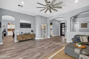 13812 S 154th Pl, Gilbert, AZ 85296 - Photo 12