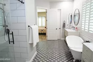 2910 E Wildhorse Dr, Gilbert, AZ 85297 - Photo 26