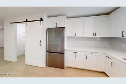 1840 W Thomas Road #1, Phoenix, AZ 85015 - Photo 2