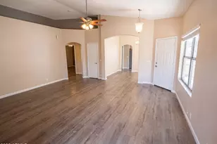 8928 W Cherry Hills Dr, Peoria, AZ 85345 - Photo 12