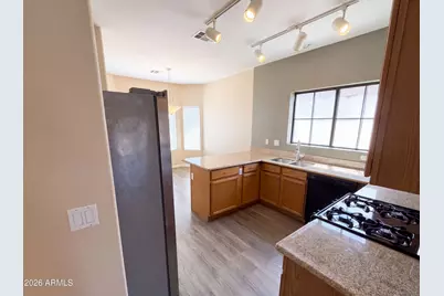 8928 W Cherry Hills Drive, Peoria, AZ 85345 - Photo 8