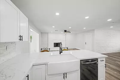 1633 E Wesleyan Drive, Tempe, AZ 85282 - Photo 12