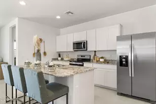 1497 N Fenway Dr, Florence, AZ 85132 - Photo 4
