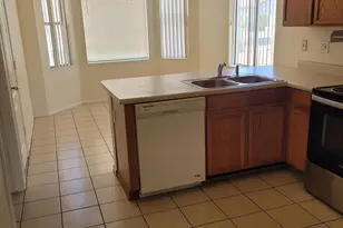 8817 N 65th Dr, Glendale, AZ 85302 - Photo 4