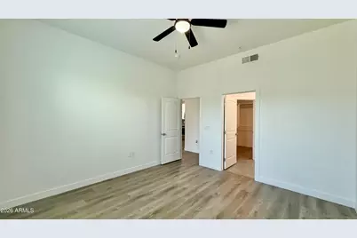9160 N 67th Avenue #224, Glendale, AZ 85302 - Photo 14