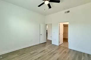 9160 N 67th Ave, Glendale, AZ 85302 - Photo 14