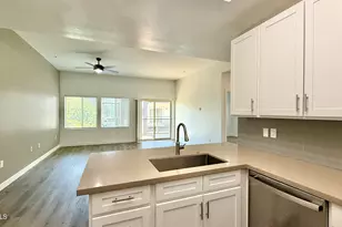9160 N 67th Ave, Glendale, AZ 85302 - Photo 8