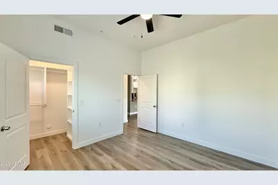 9160 N 67th Avenue #224, Glendale, AZ 85302 - Photo 12