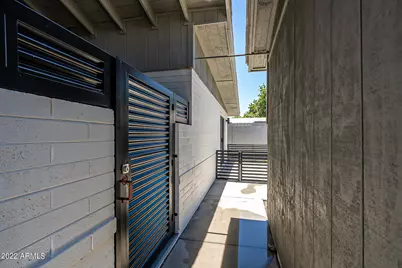 6227 N 13th Place #3, Phoenix, AZ 85014 - Photo 12