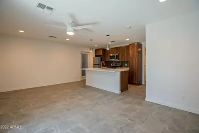 6227 N 13th Place #3, Phoenix, AZ 85014 - Photo 4
