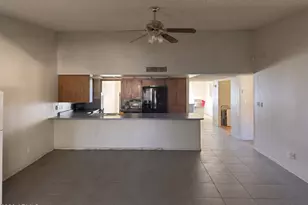 6420 W College Dr, Phoenix, AZ 85033 - Photo 6