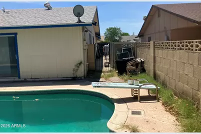 6420 W College Drive, Phoenix, AZ 85033 - Photo 30