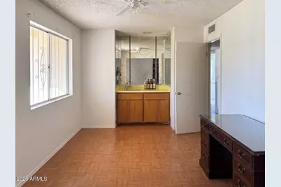 6420 W College Drive, Phoenix, AZ 85033 - Photo 8