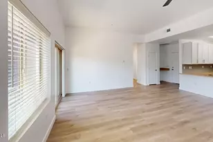 9160 N 67th Ave, Glendale, AZ 85302 - Photo 8