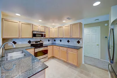 19700 N 76th Street #2070, Scottsdale, AZ 85255 - Photo 4