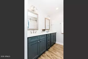 8525 E Sandalwood Dr, Scottsdale, AZ 85250 - Photo 14
