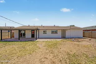 8730 E Rancho Vista Dr, Scottsdale, AZ 85251 - Photo 20