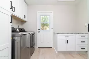 985 E Saguaro Dr, Globe, AZ 85501 - Photo 20