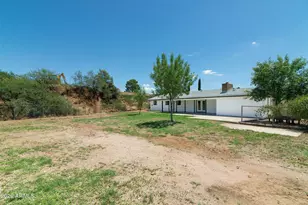 985 E Saguaro Dr, Globe, AZ 85501 - Photo 30