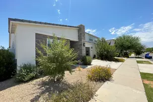 5611 S Feliz, Mesa, AZ 85212 - Photo 2
