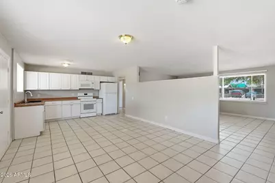2964 N 53rd Drive, Phoenix, AZ 85031 - Photo 14