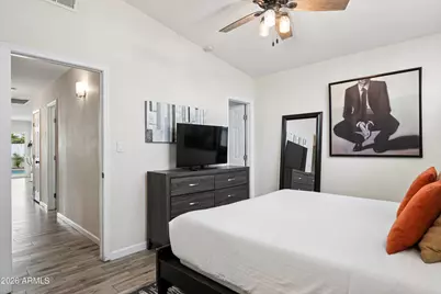 6917 E Earll Drive, Scottsdale, AZ 85251 - Photo 14