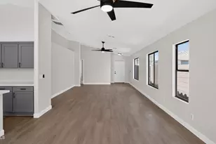 6541 W Cocopah St, Phoenix, AZ 85043 - Photo 2