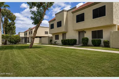 5984 N 48th Avenue, Glendale, AZ 85301 - Photo 2