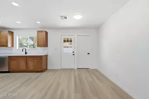 228 W 18th Ave, Apache Junction, AZ 85120 - Photo 8