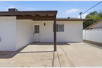 228 W 18th Avenue, Apache Junction, AZ 85120 - Photo 30