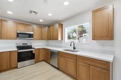 228 W 18th Avenue, Apache Junction, AZ 85120 - Photo 14