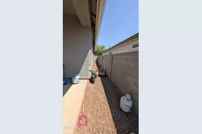 18351 W Artemisa Avenue, Surprise, AZ 85387 - Photo 16