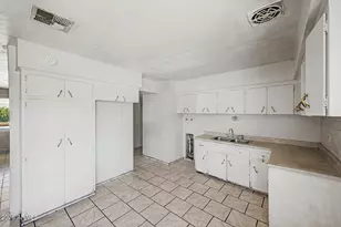 5828 N 63rd Dr, Glendale, AZ 85301 - Photo 12