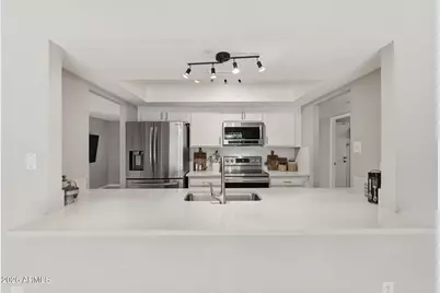 5257 W Acapulco Lane, Glendale, AZ 85306 - Photo 6