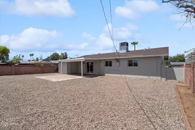 3631 W Denton Lane, Phoenix, AZ 85019 - Photo 24