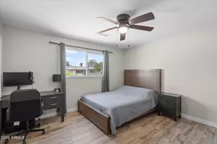 3631 W Denton Ln, Phoenix, AZ 85019 - Photo 12