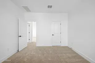 1131 E Yellowstone Pl, Chandler, AZ 85249 - Photo 32