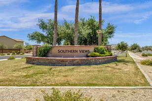 3422 W Leodra Ln, Phoenix, AZ 85041 - Photo 30