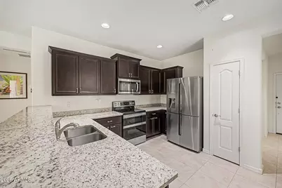 584 S 224th Drive, Buckeye, AZ 85326 - Photo 16