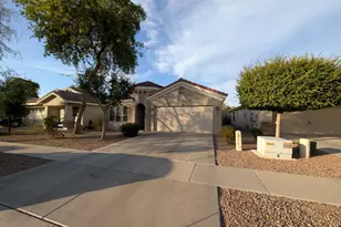 4230 E Sandy Way, Gilbert, AZ 85297 - Photo 2