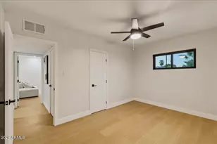 2038 E Cheery Lynne Rd, Phoenix, AZ 85016 - Photo 24