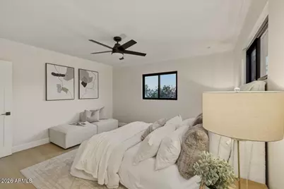 2038 E Cheery Lynne Road, Phoenix, AZ 85016 - Photo 16