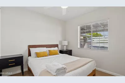 2929 N 55th Place, Phoenix, AZ 85018 - Photo 16