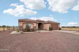 439 S David Cir, Casa Grande, AZ 85194 - Photo 4
