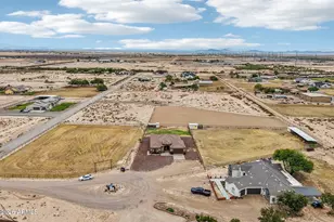 439 S David Cir, Casa Grande, AZ 85194 - Photo 46