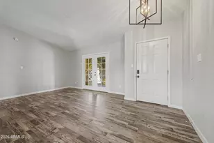 2059 E Adobe St, Mesa, AZ 85213 - Photo 8