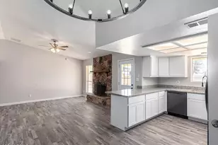 2059 E Adobe St, Mesa, AZ 85213 - Photo 2