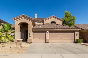 16827 S 14th Ln, Phoenix, AZ 85045 - Photo 2